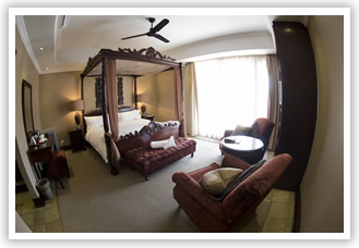 Honeymoon Suite